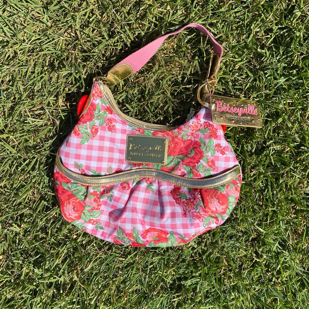 Betsey Johnson shoulder bag